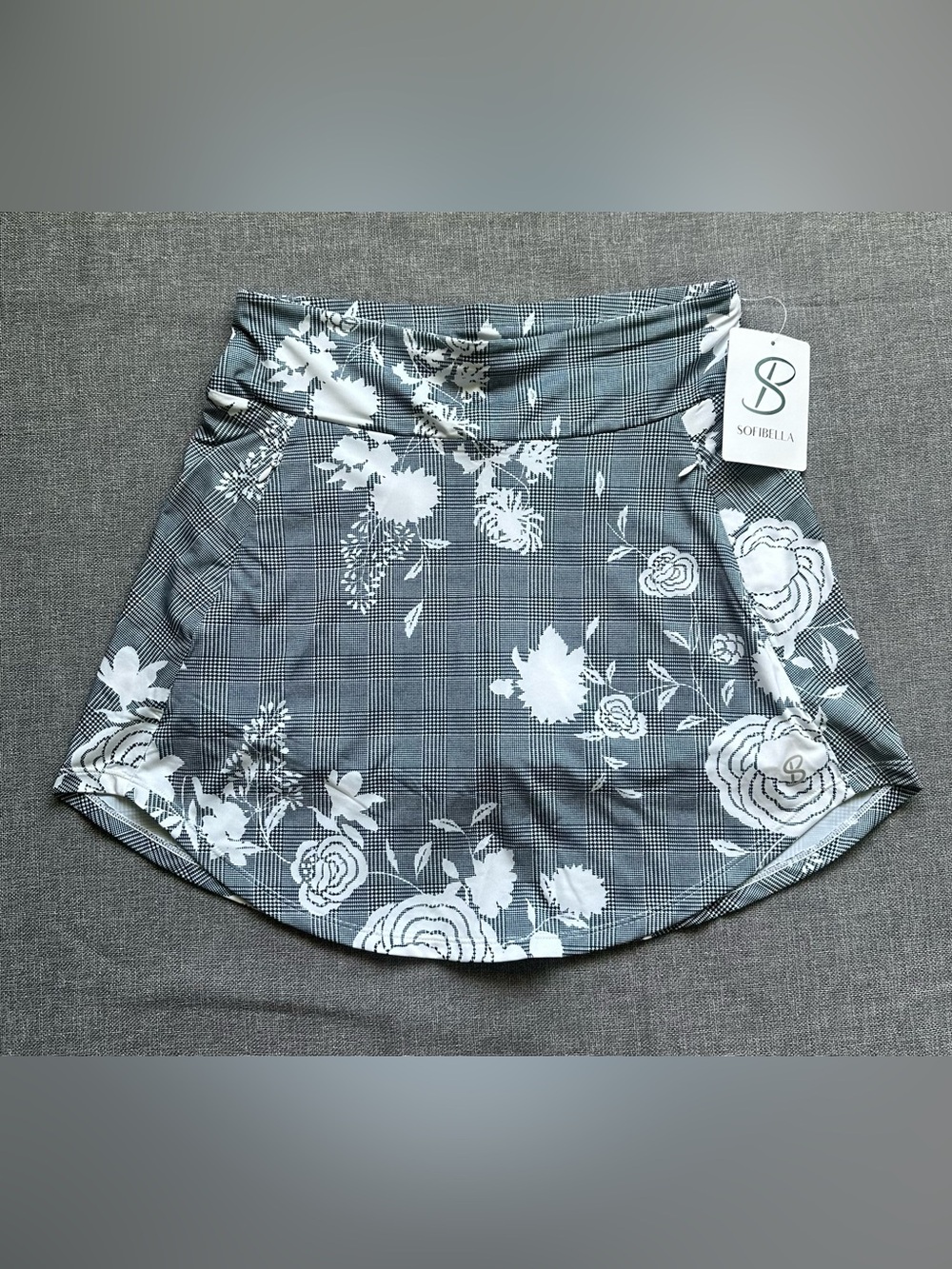 Sofibella Women’s Floral Plaid Golf Skort